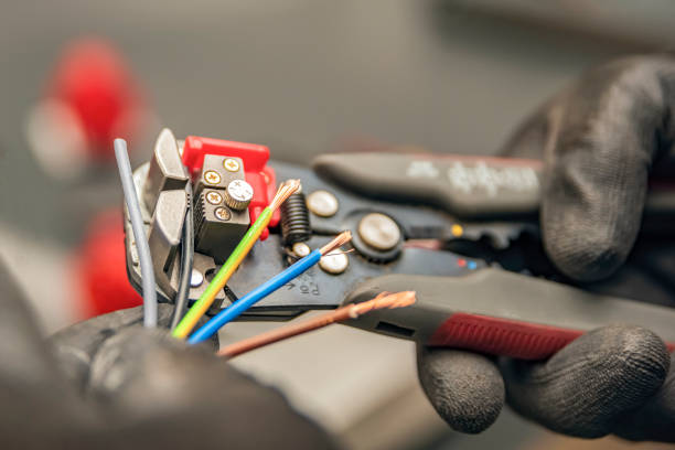 Best Local Electrician Companies  in Eureka, MO